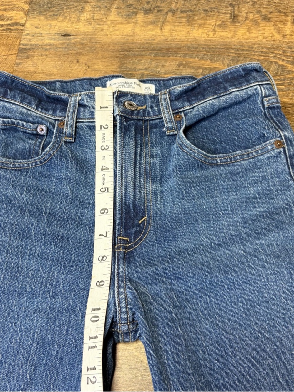 Abercrombie & Fitch 90s Relaxed High Rise Jeans Womens 26 Short Raw Hem Straight - Picture 5 of 11